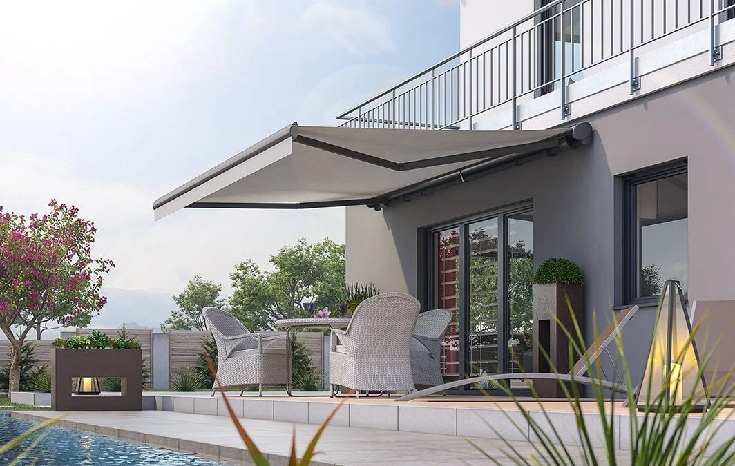 Gelenkarm-Markise Pool-Terrasse