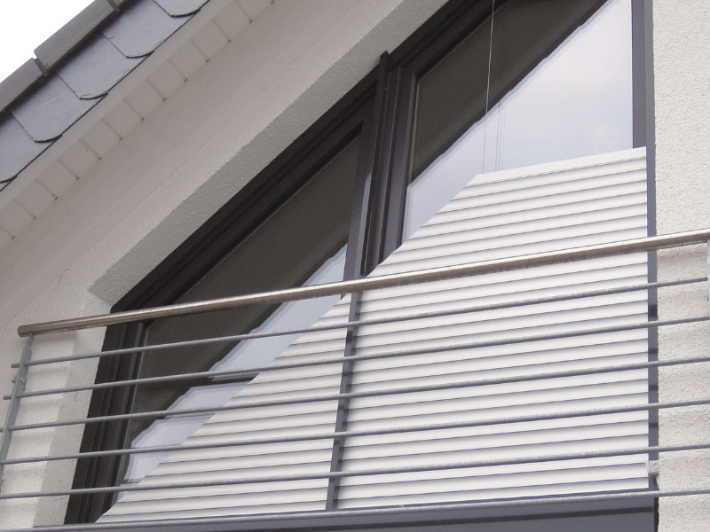 Multiform Detail