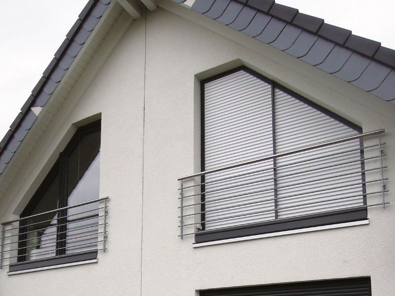 Multiform Giebelfenster